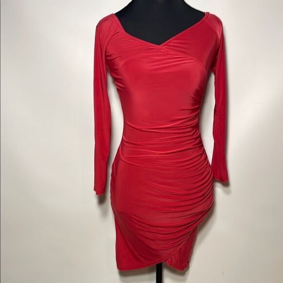 Pretty little thing Chic Red Dress - Picture 2 of 9